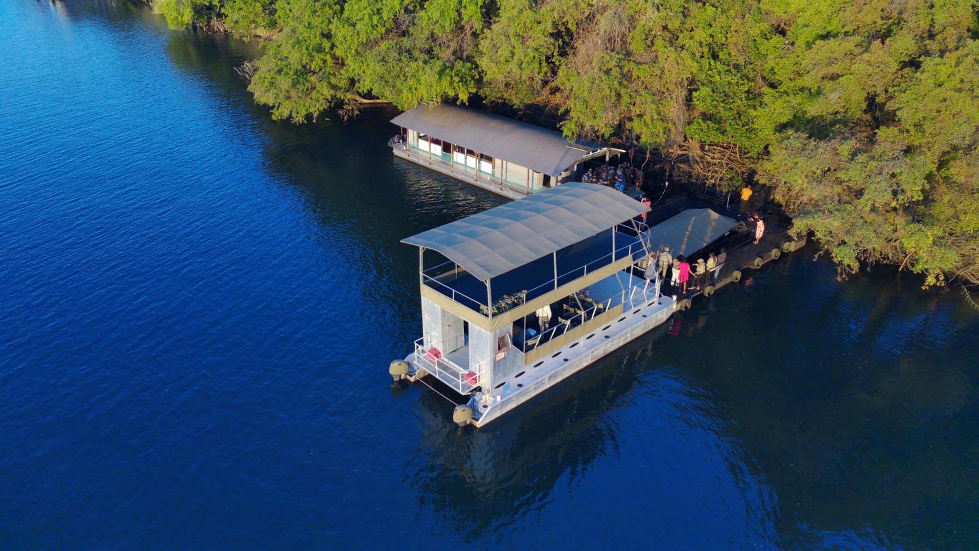 Chobe House Villa And Chalets Касане Екстер'єр фото