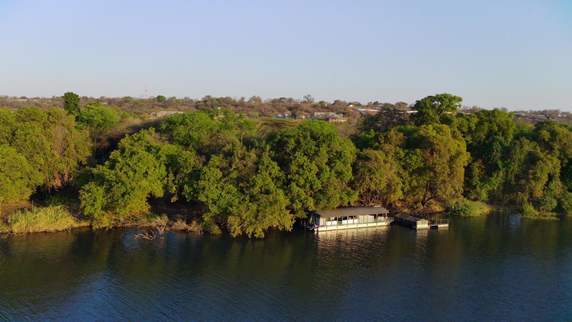 Chobe House Villa And Chalets Касане Екстер'єр фото