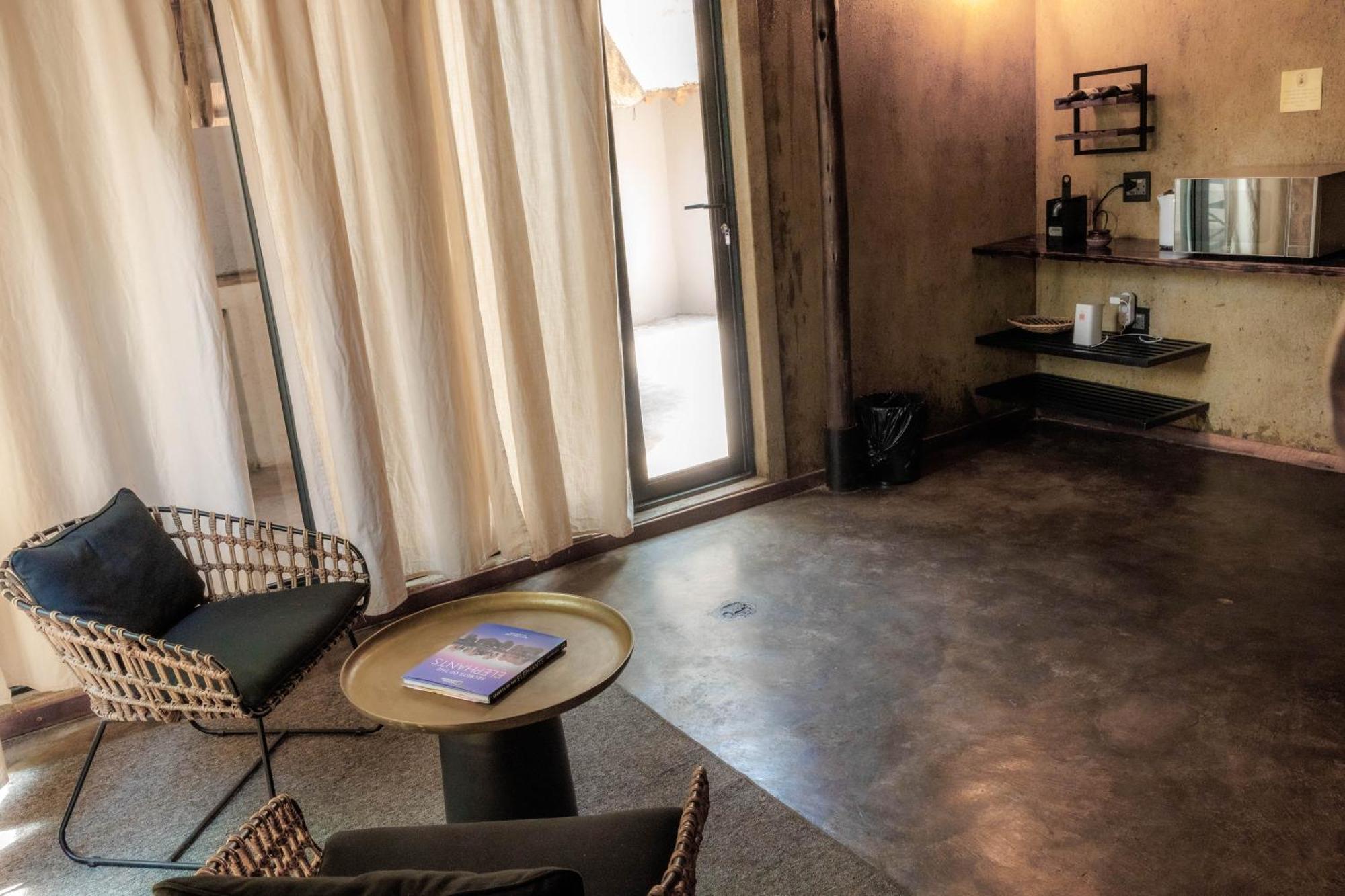 Chobe House Villa And Chalets Касане Екстер'єр фото