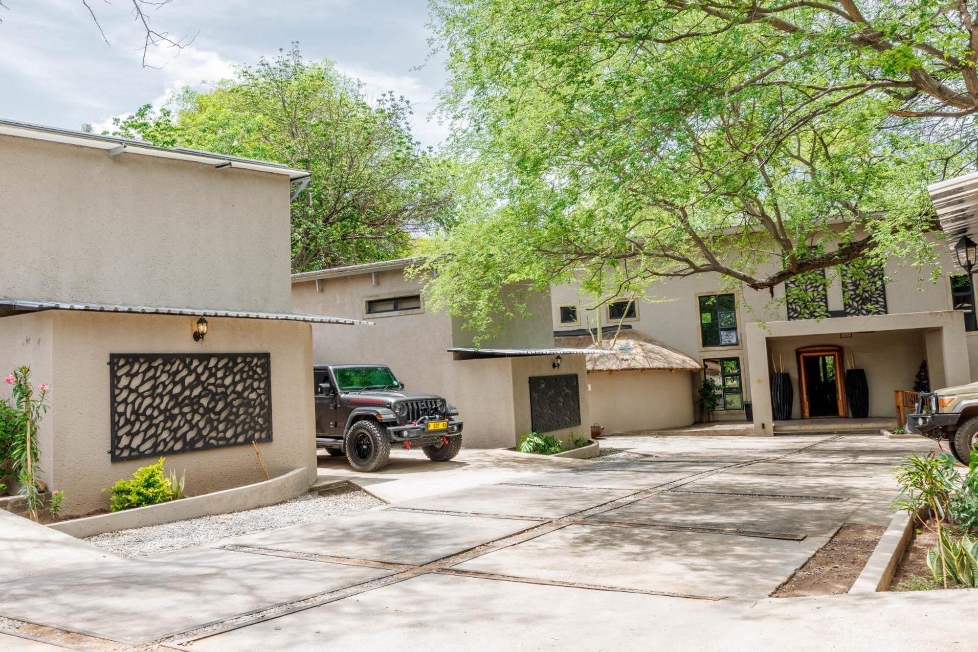 Chobe House Villa And Chalets Касане Екстер'єр фото